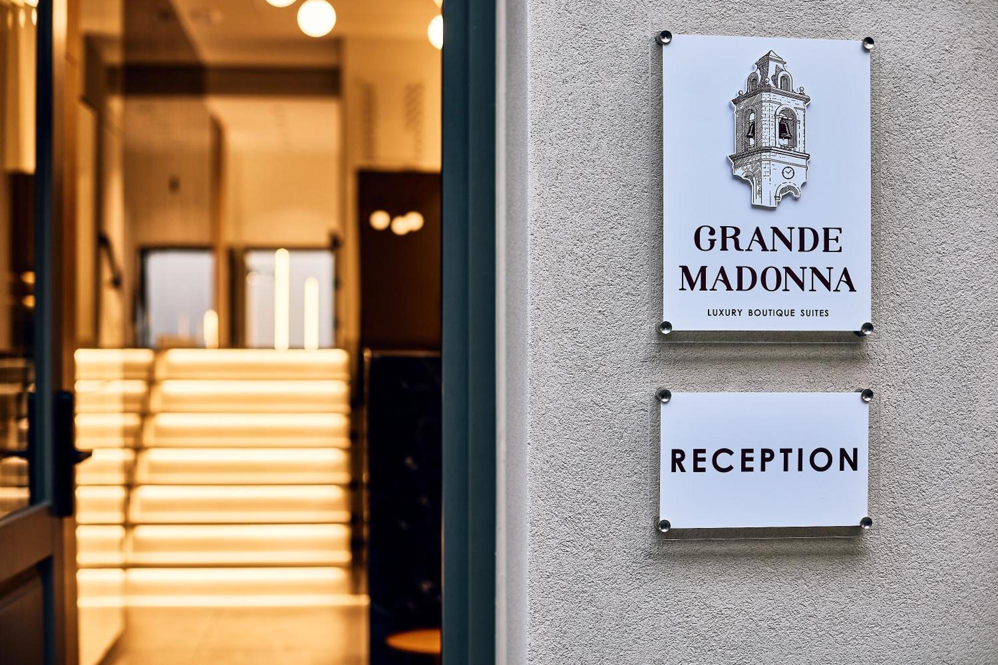 Grande Madonna Luxury Boutique Suites Rethymno Esterno foto